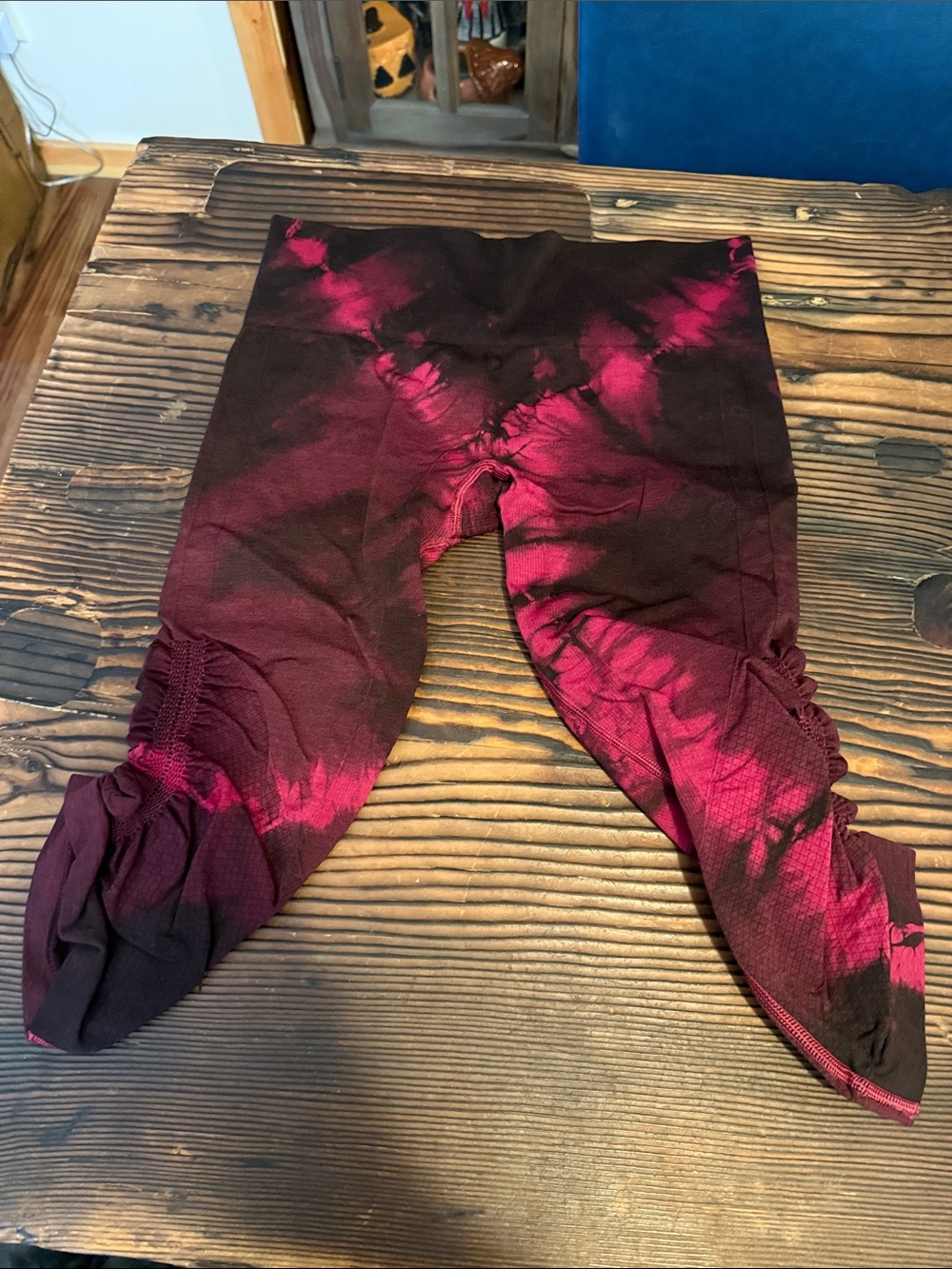 lululemon athletica  Magenta and Black Tie-Dye Ruched Leggings